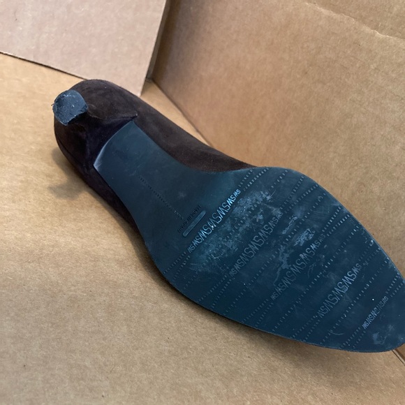 SOLD-Brown casual suede Stuart Weitzman bootie with a cute short heel - Picture 5 of 8